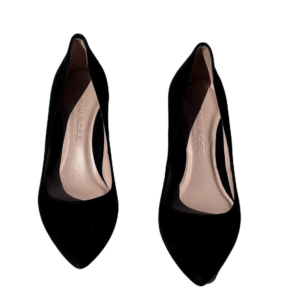 Black Suede Round Toe Kitten Low Heel Pumps